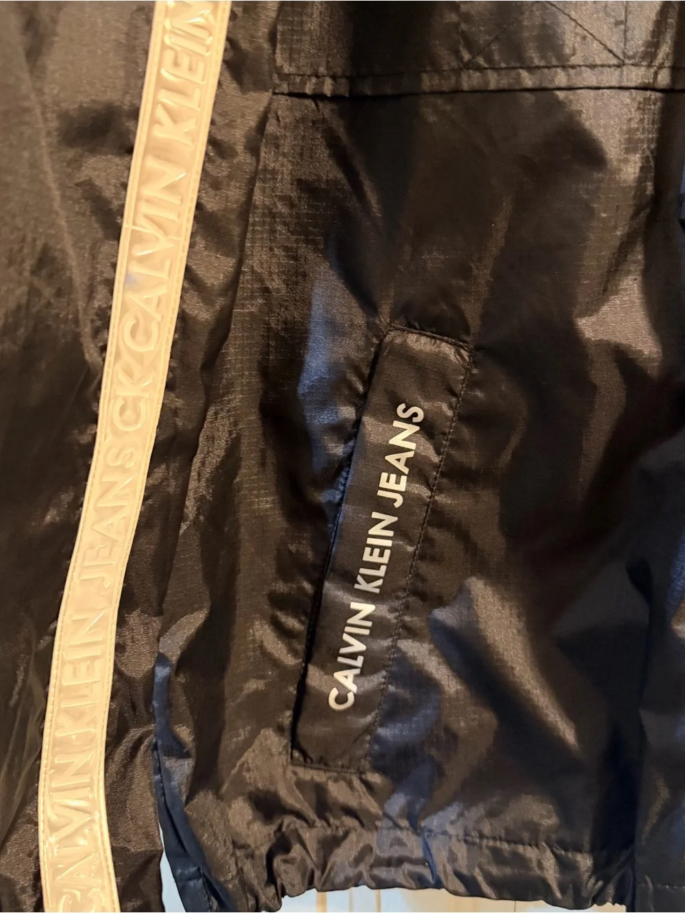 Calvin Klein Jeans Vintage 90’s Black Nylon Hooded Windbreaker Mens Size XL